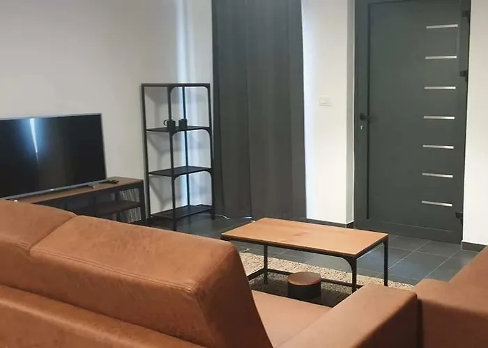 Laganini, Apartman 1 Atlas