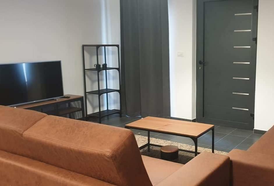 Laganini, Apartman 1 Atlas Apartment